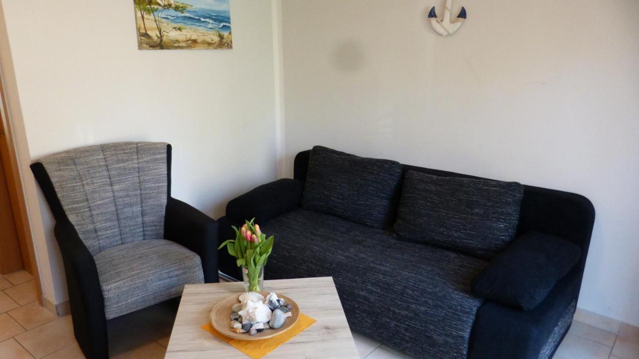 Bernstein Appartements Dranske Bagian luar foto