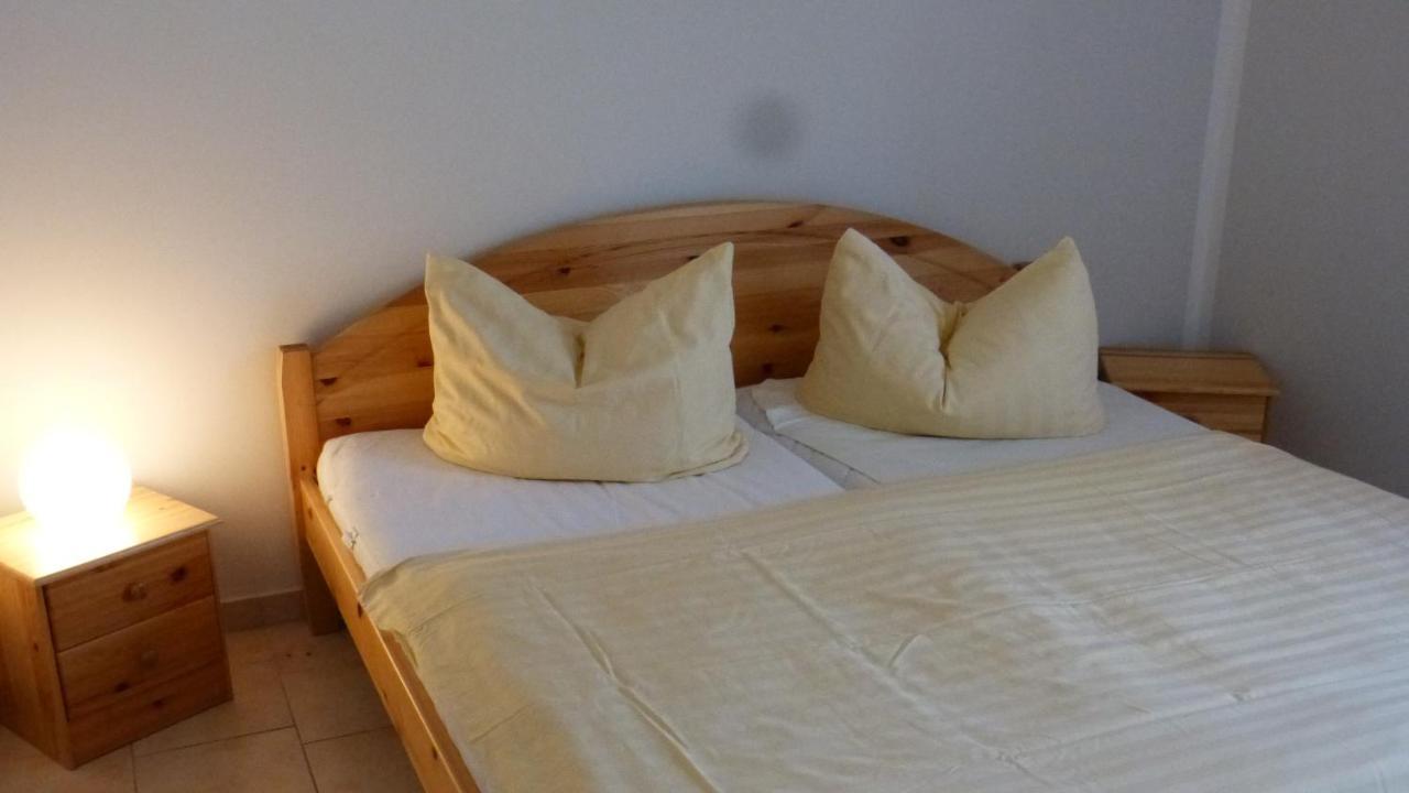 Bernstein Appartements Dranske Bagian luar foto