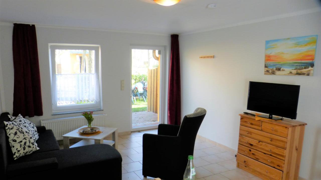 Bernstein Appartements Dranske Bagian luar foto